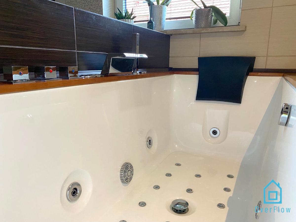 Lux Apartment - Lakefront Apartment In Kamien With Sauna & Hot Tub Only 30 Minutes From Gdansk And Gdynia Екстериор снимка
